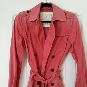 Short rose trench